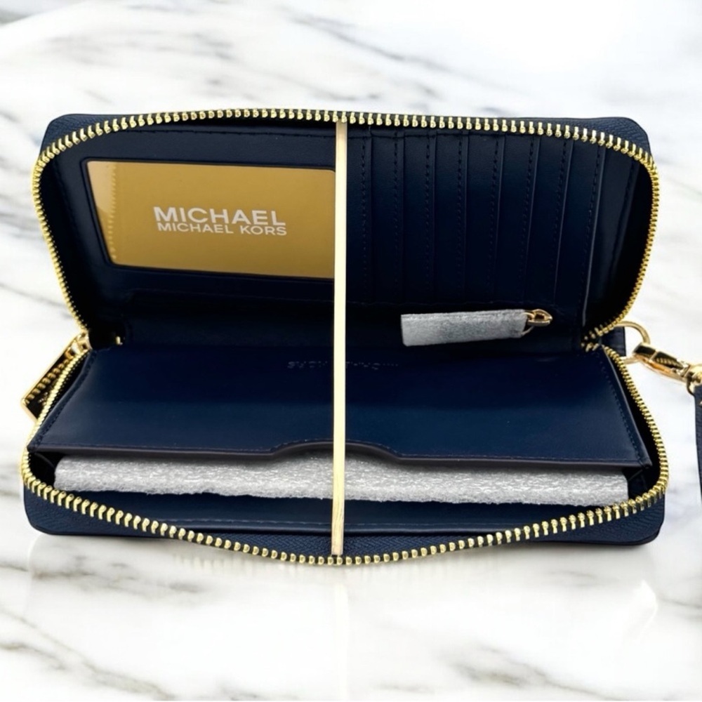 Michael Kors Large Jet Set Travel Flat MF Phone Case Wallet Navy Blue - Picture 7 of 8